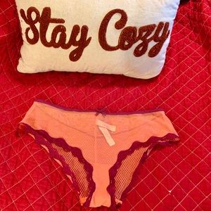 NWT Victoria’s Secret Large Panty